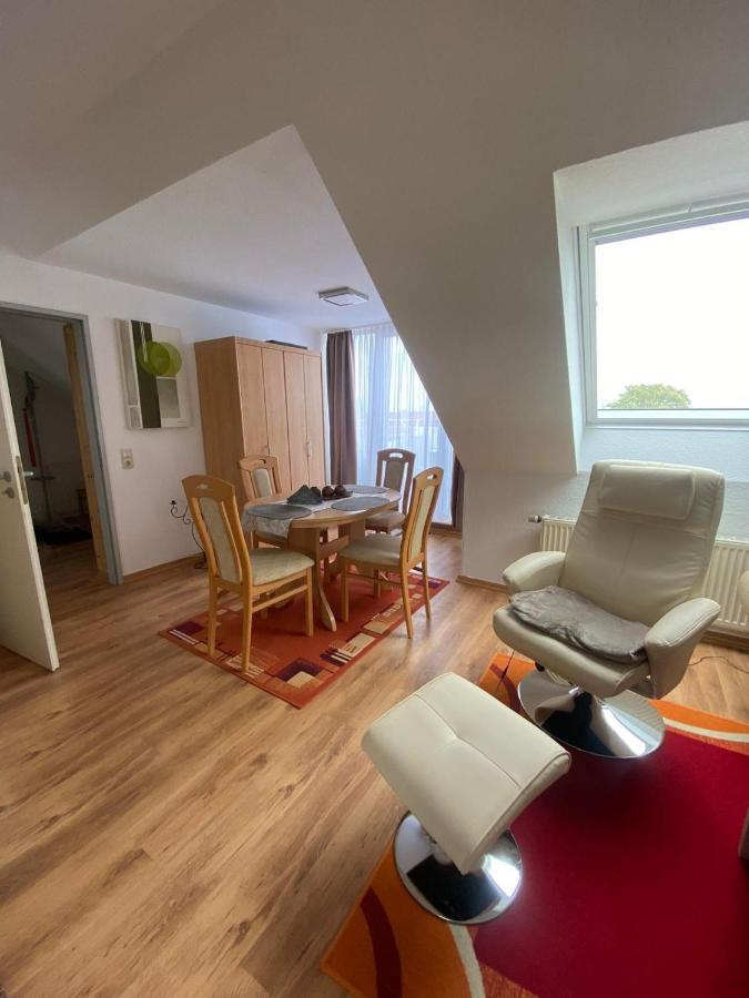 Dachgeschoss Apartment Mit Ausblick Halle  外观 照片